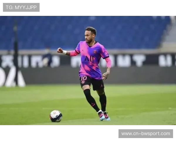 巴黎连续60场法甲无红牌纪录终结，阿什拉夫蹬踏染红埋隐患