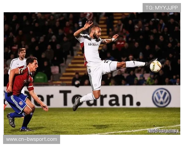 勒沃库森四项赛事连胜终结，多线作战强度管理成课题